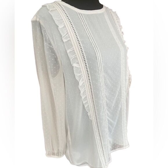 Loft ivory Swiss Dot lined blouse with ruffles and front detailing size M. - Picture 5 of 7